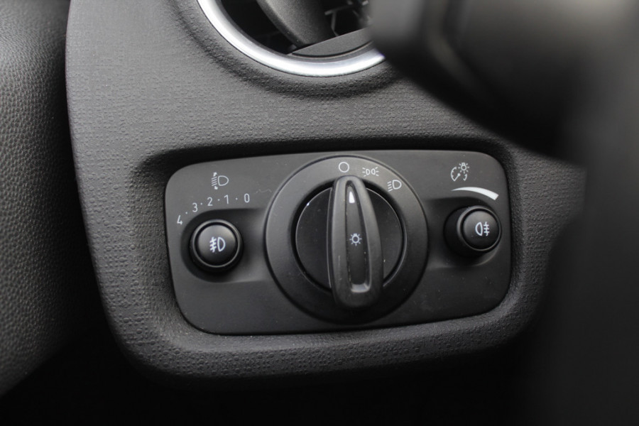 Ford Fiesta 1.0 EcoBoost Titanium Navigatie / Parkeerhulp achter / Bluetooth / 15'' / Cruise Control