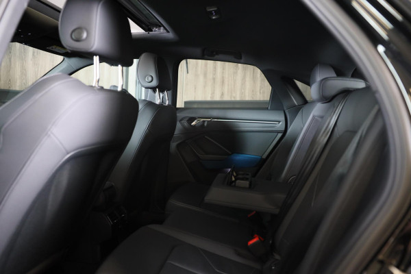 Audi Q3 Sportback 45 TFSI e S Line Competition / Acc / Lane Assist / Dode Hoek Detectie / Open Pano / Led / Virtual Cockpit / Pdc