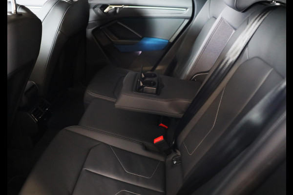 Audi Q3 Sportback 45 TFSI e S Line Competition / Acc / Lane Assist / Dode Hoek Detectie / Open Pano / Led / Virtual Cockpit / Pdc