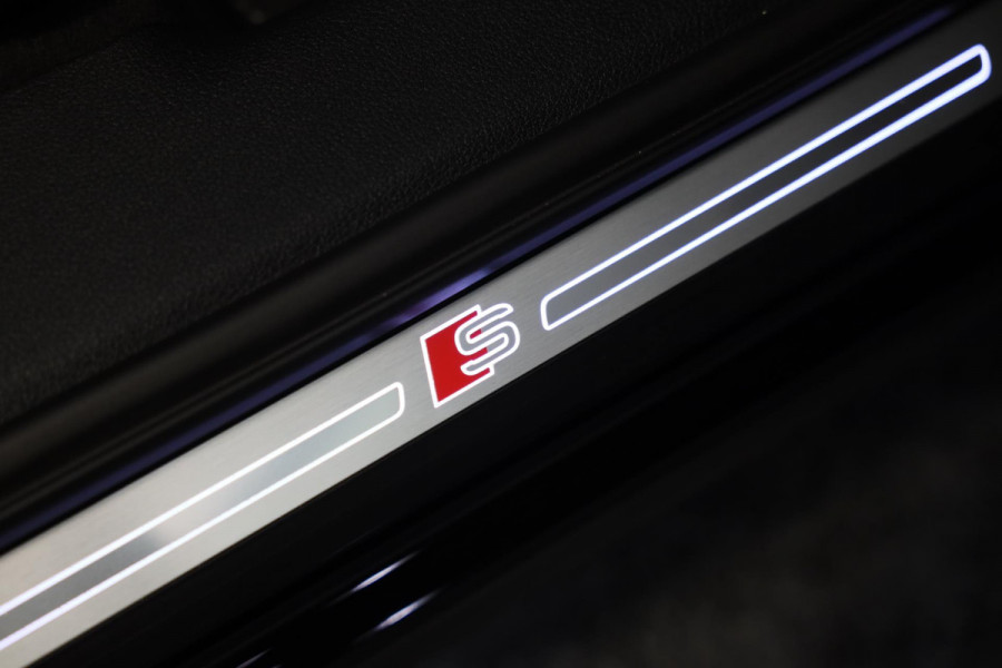 Audi Q3 Sportback 45 TFSI e S Line Competition / Acc / Lane Assist / Dode Hoek Detectie / Open Pano / Led / Virtual Cockpit / Pdc