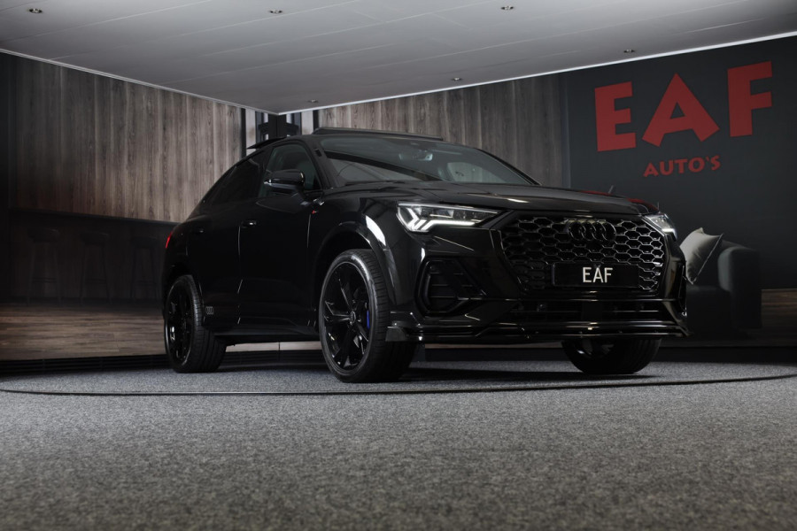 Audi Q3 Sportback 45 TFSI e S Line Competition / Acc / Lane Assist / Dode Hoek Detectie / Open Pano / Led / Virtual Cockpit / Pdc