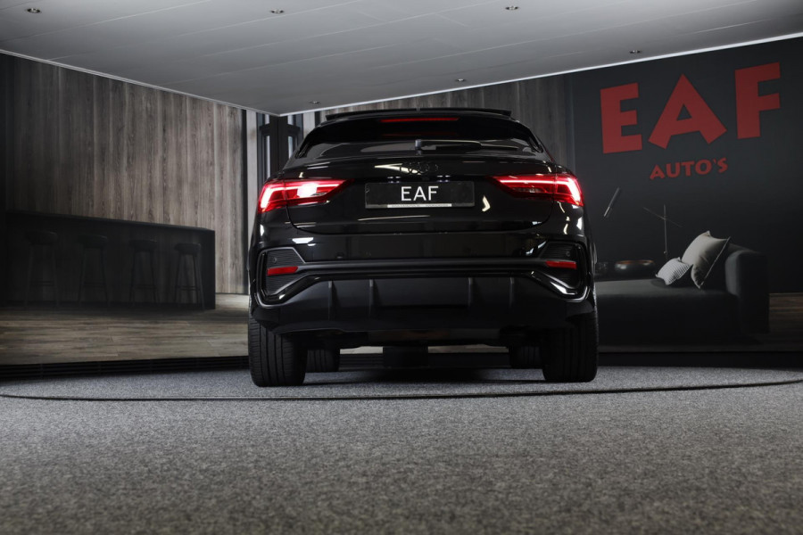 Audi Q3 Sportback 45 TFSI e S Line Competition / Acc / Lane Assist / Dode Hoek Detectie / Open Pano / Led / Virtual Cockpit / Pdc