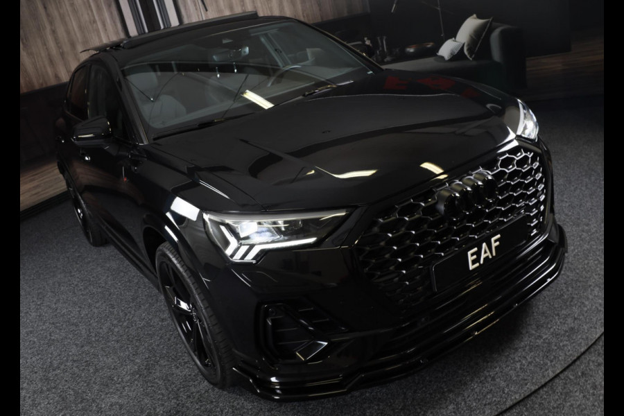Audi Q3 Sportback 45 TFSI e S Line Competition / Acc / Lane Assist / Dode Hoek Detectie / Open Pano / Led / Virtual Cockpit / Pdc