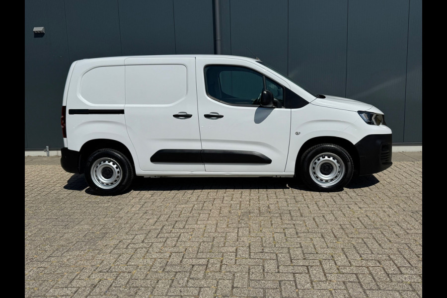 Peugeot Partner 1.5 * 3zits * Airco * Cruise * PDC a *