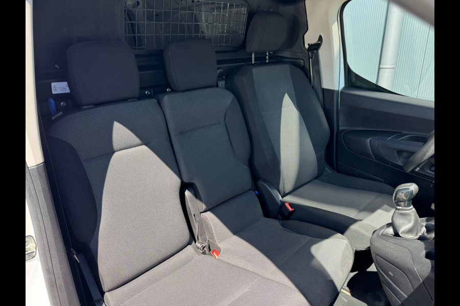 Peugeot Partner 1.5 * 3zits * Airco * Cruise * PDC a *