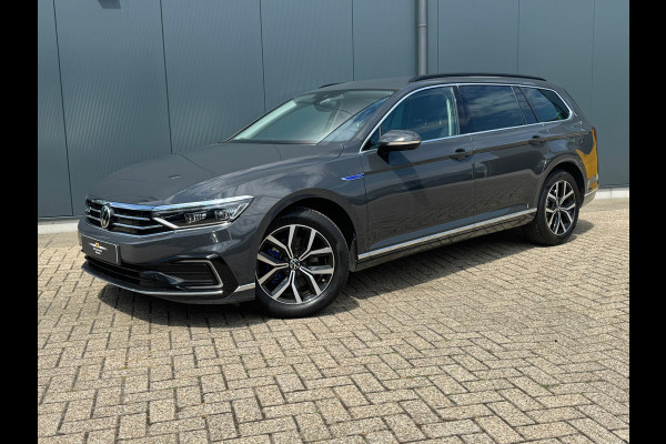Volkswagen Passat GTE * Rondomcamera * Sideass. * Trekhaak * Xenon/led *