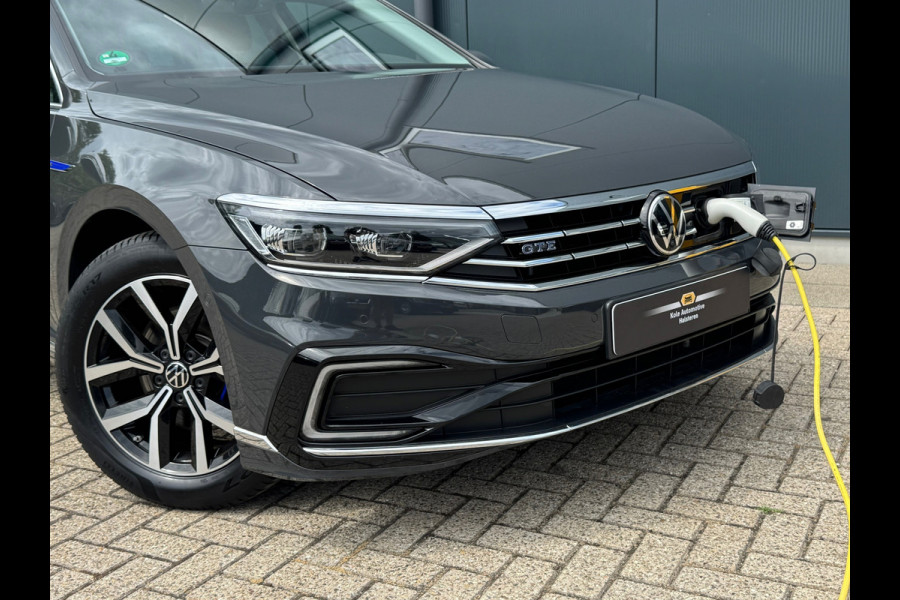 Volkswagen Passat GTE * Rondomcamera * Sideass. * Trekhaak * Xenon/led *
