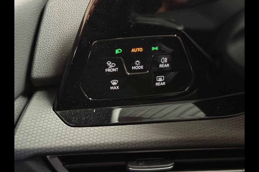 Volkswagen Golf 1.4 eHybrid GTE | 245 pk| HUD |ACC | Camera | CarPlay | Sfeerverlichting
