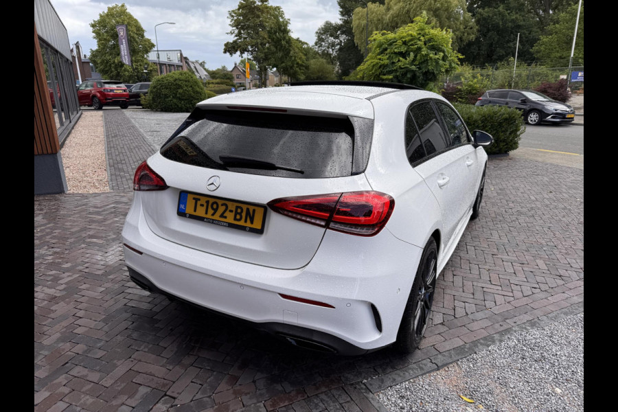 Mercedes-Benz A-Klasse 250 Premium Plus AMG Panoramadak Widescreen Adapt. Cruise Ambient