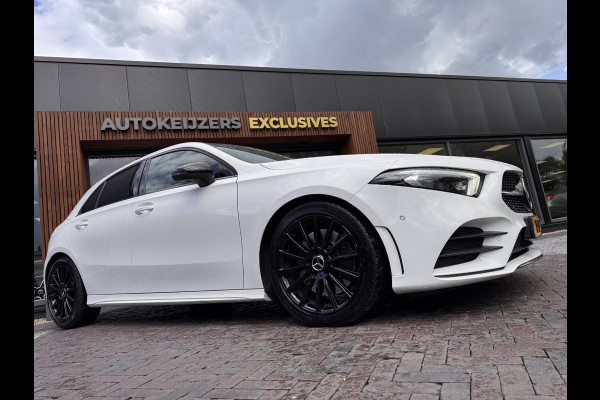 Mercedes-Benz A-Klasse 250 Premium Plus AMG Panoramadak Widescreen Adapt. Cruise Ambient