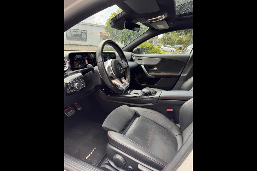 Mercedes-Benz A-Klasse 250 Premium Plus AMG Panoramadak Widescreen Adapt. Cruise Ambient