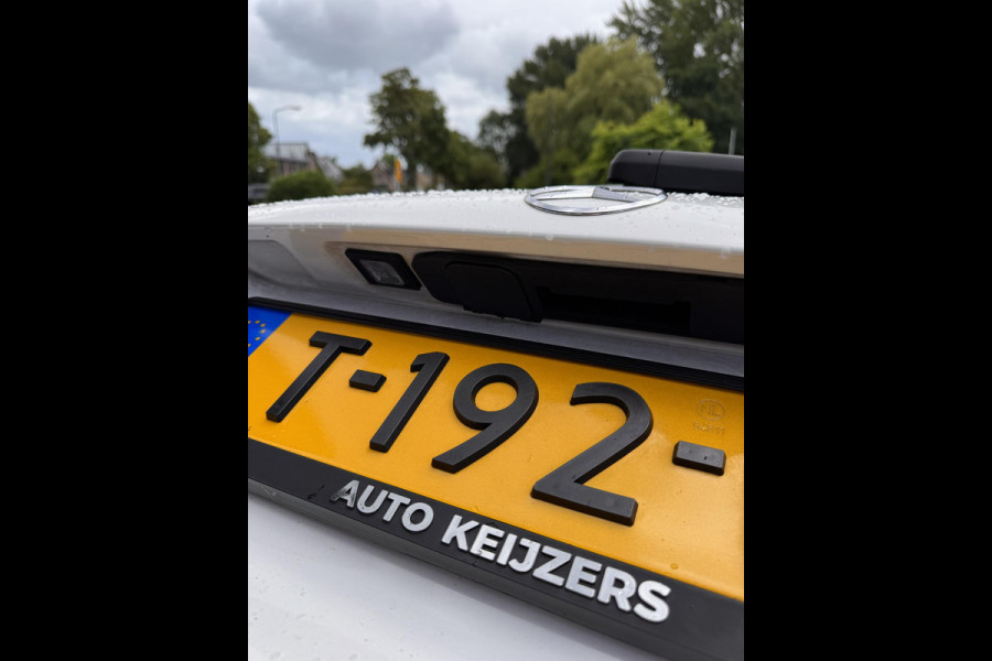 Mercedes-Benz A-Klasse 250 Premium Plus AMG Panoramadak Widescreen Adapt. Cruise Ambient