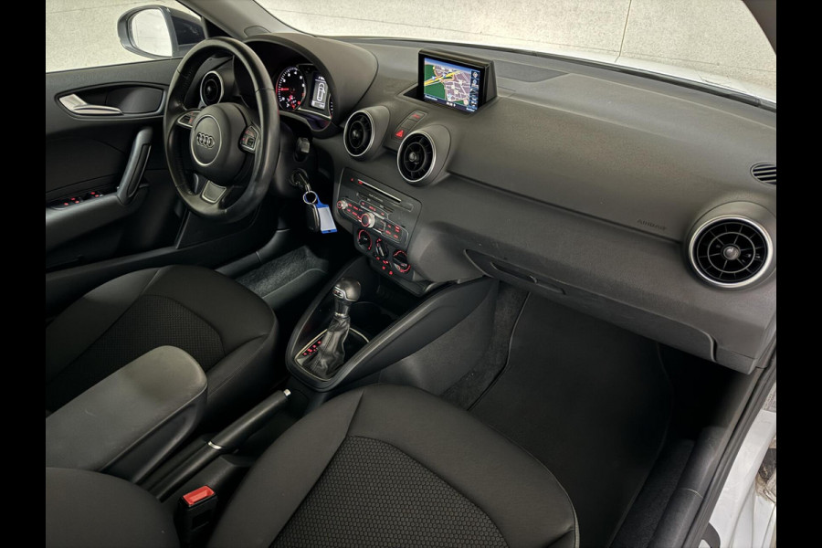 Audi A1 Sportback 1.0 TFSI S-Line Navi Cruise DSG 5drs NAP