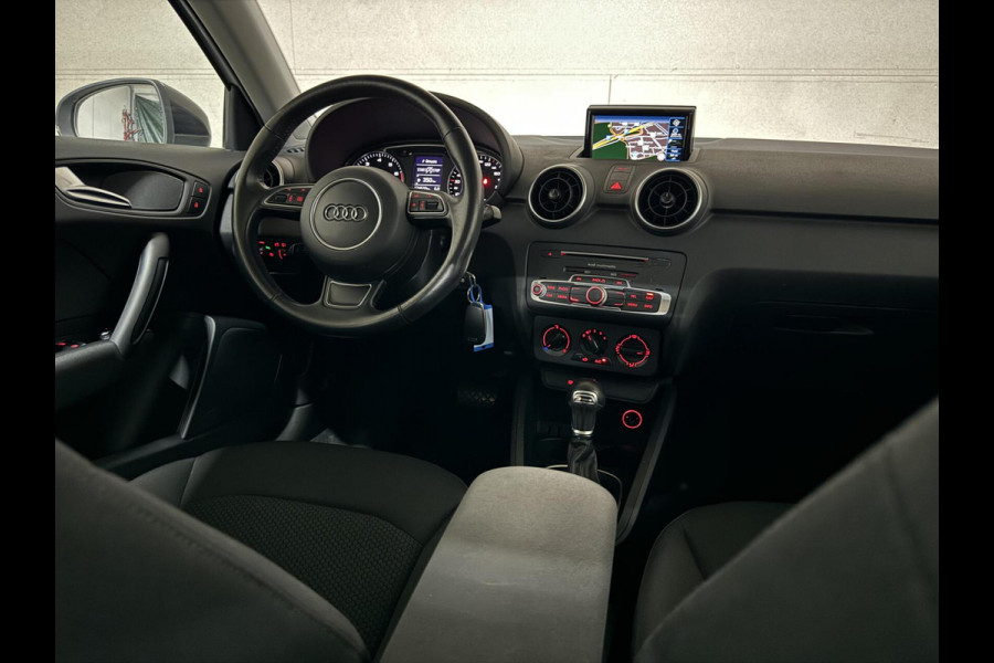 Audi A1 Sportback 1.0 TFSI S-Line Navi Cruise DSG 5drs NAP