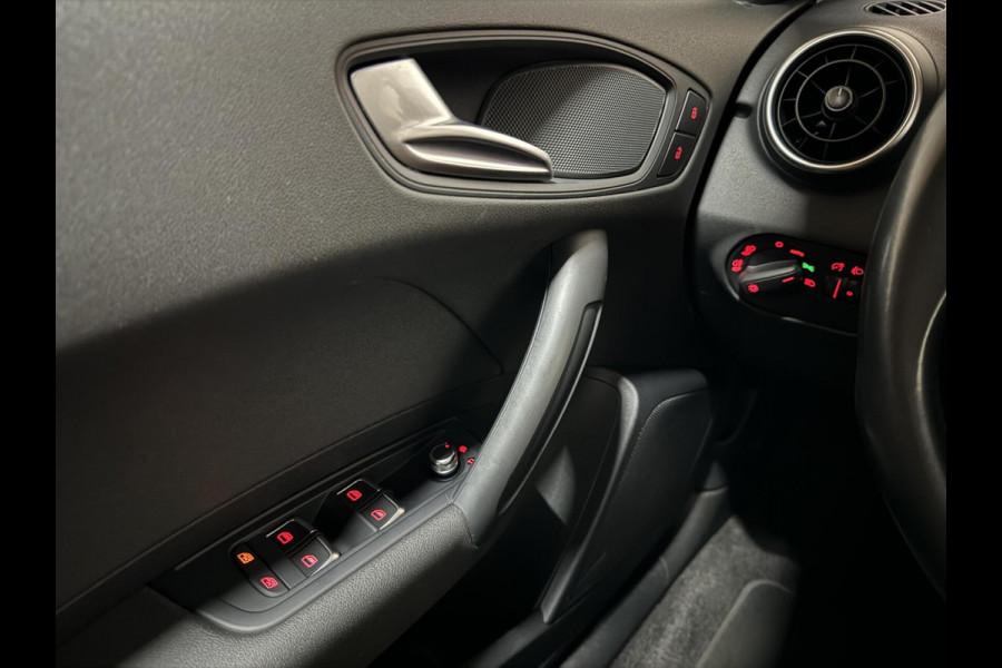 Audi A1 Sportback 1.0 TFSI S-Line Navi Cruise DSG 5drs NAP