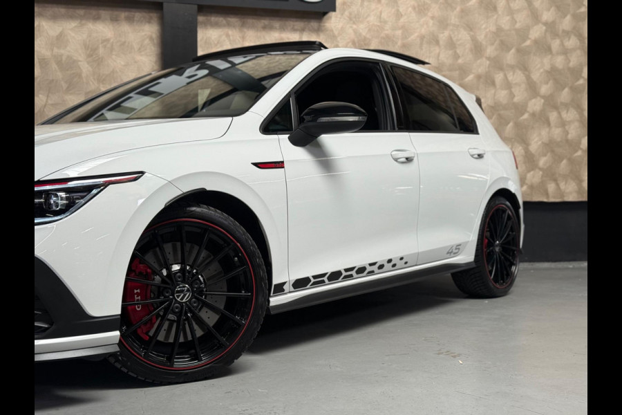 Volkswagen Golf 2.0 TSI GTI Clubsport 45 Jahre Edition | Akra | Pano | Camera | Keyless | Sfeerverlichting
