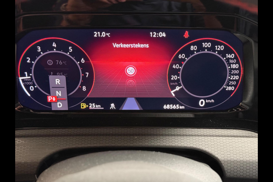 Volkswagen Golf 2.0 TSI GTI Clubsport 45 Jahre Edition | Akra | Pano | Camera | Keyless | Sfeerverlichting