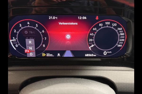Volkswagen Golf 2.0 TSI GTI Clubsport 45 Jahre Edition | Akra | Pano | Camera | Keyless | Sfeerverlichting