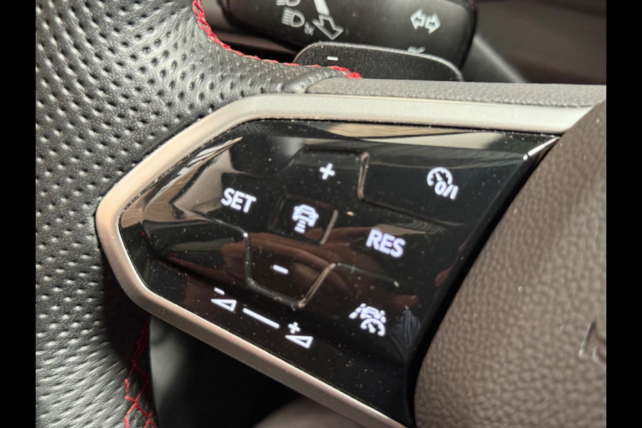Volkswagen Golf 2.0 TSI GTI Clubsport 45 Jahre Edition | Akra | Pano | Camera | Keyless | Sfeerverlichting