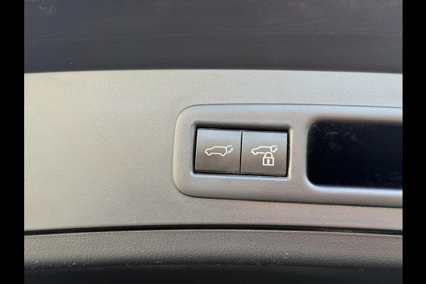 Lexus UX 250h Executive Line | Schuifdak, Head up display, Leer, Dodehoekherkenning, Stoel + Stuurverwarming, Groot scherm,Modeljaar 2023