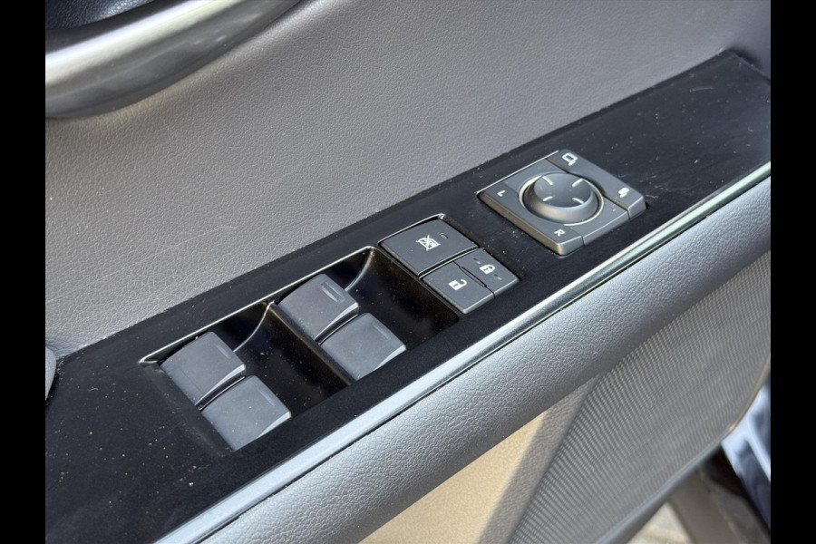 Lexus UX 250h Executive Line | Schuifdak, Head up display, Leer, Dodehoekherkenning, Stoel + Stuurverwarming, Groot scherm,Modeljaar 2023