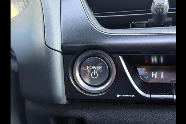 Lexus UX 250h Executive Line | Schuifdak, Head up display, Leer, Dodehoekherkenning, Stoel + Stuurverwarming, Groot scherm,Modeljaar 2023