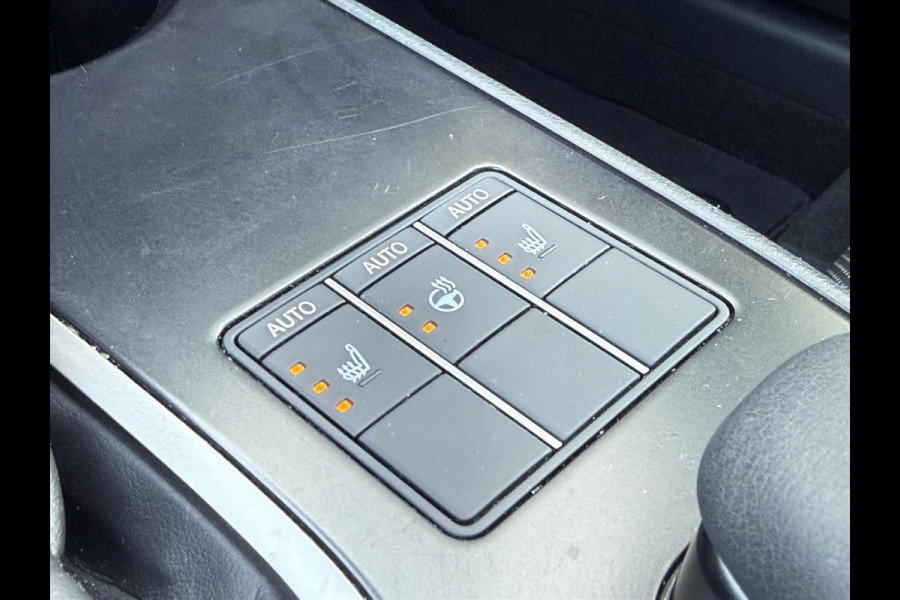 Lexus UX 250h Executive Line | Schuifdak, Head up display, Leer, Dodehoekherkenning, Stoel + Stuurverwarming, Groot scherm,Modeljaar 2023