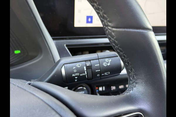 Lexus UX 250h Executive Line | Schuifdak, Head up display, Leer, Dodehoekherkenning, Stoel + Stuurverwarming, Groot scherm,Modeljaar 2023