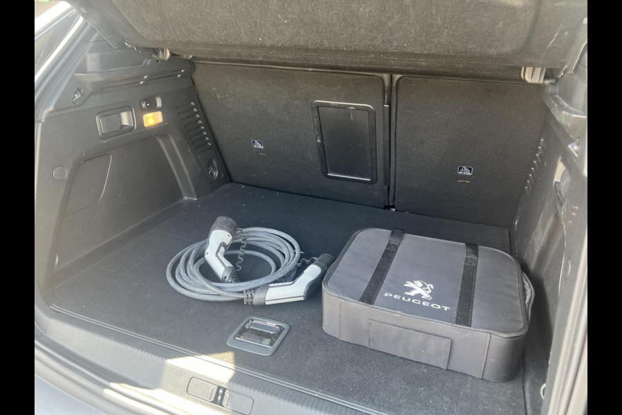 Peugeot 3008 1.6 HYbrid 225 GT Plug-in Hybride | Navi | Camera | Adaptieve Cruisecontrol | 12 mnd BOVAG-garantie