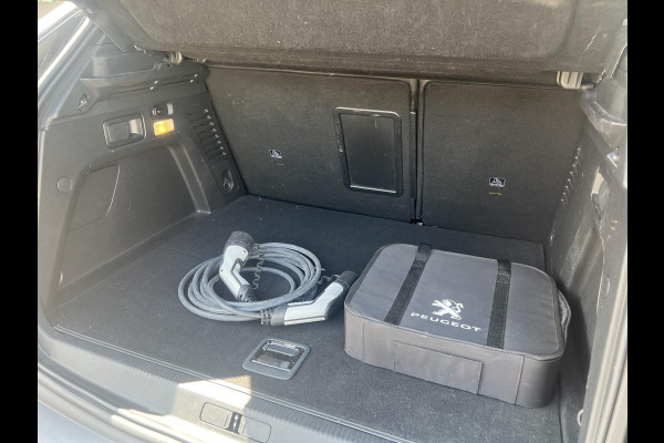 Peugeot 3008 1.6 HYbrid 225 GT Plug-in Hybride | Navi | Camera | Adaptieve Cruisecontrol | 12 mnd BOVAG-garantie