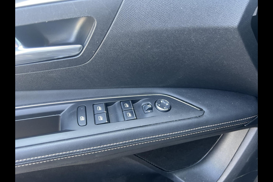 Peugeot 3008 1.6 HYbrid 225 GT Plug-in Hybride | Navi | Camera | Adaptieve Cruisecontrol | 12 mnd BOVAG-garantie