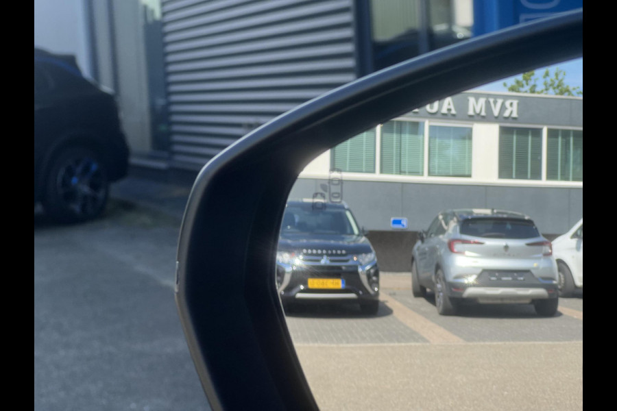 Peugeot 3008 1.6 HYbrid 225 GT Plug-in Hybride | Navi | Camera | Adaptieve Cruisecontrol | 12 mnd BOVAG-garantie