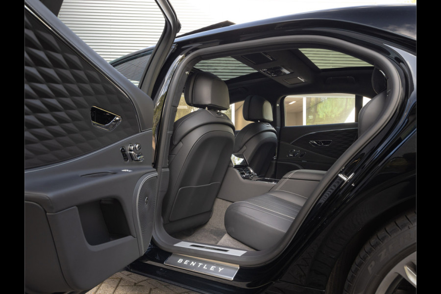 Bentley Flying Spur 6.0 W12 Speed - 1-Hand - Touring Spec - 4-Seater - Naim Audio - Full PPF