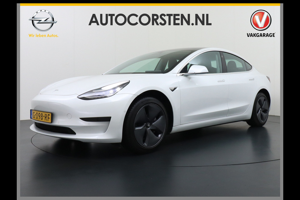 Tesla Model 3 RWD SR+ 60kWh 325PK Lmv 19" AutoPilot Leder PanoDak Adaptive-Cruise Lmv Camera's Elektr.-Stuur+Stoelen+Spiegels+Geheugen+Easy-En Navi LED Comfortstoelen ACC DAB Keyless en Voorverwarmen interieur via App One-Pedal-Drive Origineel Nederlandse auto 1e Eigenaar Garantie Accu/Motor tot 14-12-2027 max 160.000km 1.584kg licht! Tesla Model 3 RWD SR+ 60kWh 325PK Lmv 19" AutoPilot Leder PanoDak Adaptive-Cruise Lmv Camera's Elektr.-Stuur+Stoelen+Spiegels+Geheugen+Easy-En Navi LED Comfortstoelen ACC DAB Keyless en Voorverwarmen interieur via App One-Pedal-Drive Origineel Nederlandse auto 1e Eigenaar Garantie Accu/Motor tot 14-12-2027 max 160.000km 1.584kg licht!