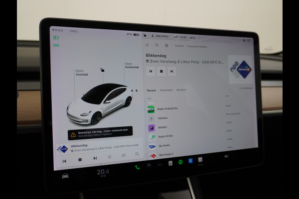 Tesla Model 3 RWD SR+ 60kWh 325PK Lmv 19" AutoPilot Leder PanoDak Adaptive-Cruise Lmv Camera's Elektr.-Stuur+Stoelen+Spiegels+Geheugen+Easy-En Navi LED Comfortstoelen ACC DAB Keyless en Voorverwarmen interieur via App One-Pedal-Drive Origineel Nederlandse auto 1e Eigenaar Garantie Accu/Motor tot 14-12-2027 max 160.000km 1.584kg licht!