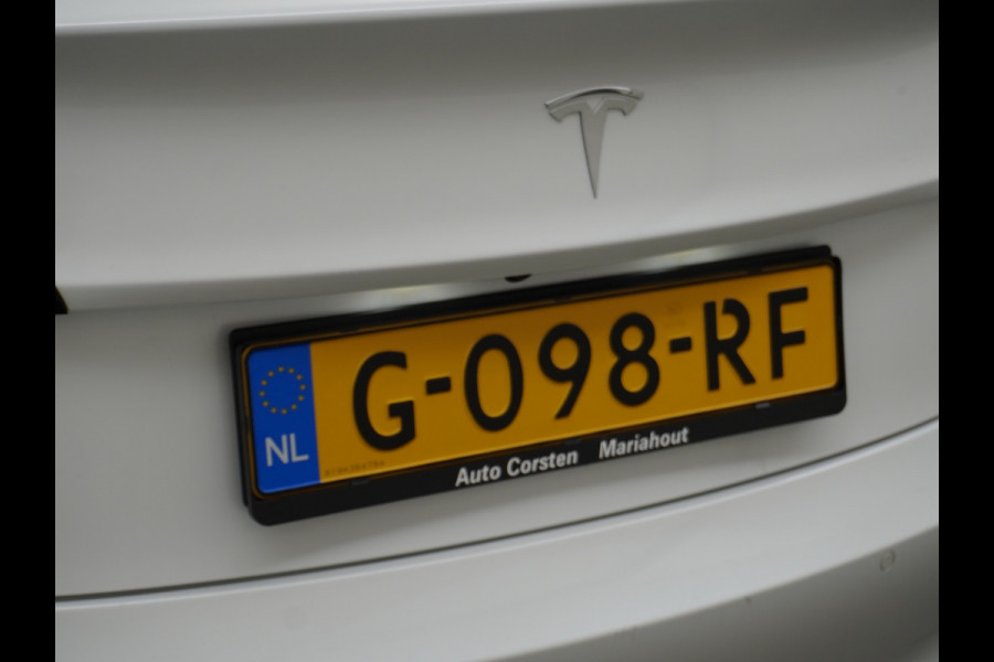 Tesla Model 3 RWD SR+ 60kWh 325PK Lmv 19" AutoPilot Leder PanoDak Adaptive-Cruise Lmv Camera's Elektr.-Stuur+Stoelen+Spiegels+Geheugen+Easy-En Navi LED Comfortstoelen ACC DAB Keyless en Voorverwarmen interieur via App One-Pedal-Drive Origineel Nederlandse auto 1e Eigenaar Garantie Accu/Motor tot 14-12-2027 max 160.000km 1.584kg licht!