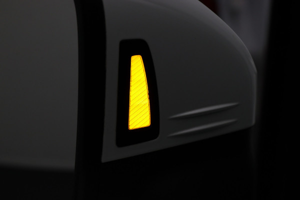Volkswagen Tiguan 1.5 TSI DSG Highline Business R Panoramadak, Virtual Cockpit, ACC, Apple Carplay, LED, Trekhaak