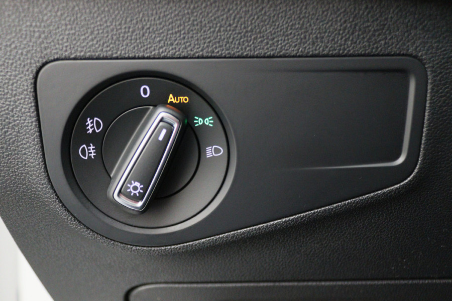 Volkswagen Tiguan 1.5 TSI DSG Highline Business R Panoramadak, Virtual Cockpit, ACC, Apple Carplay, LED, Trekhaak