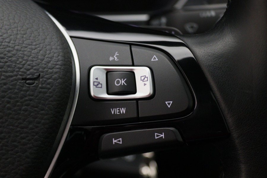 Volkswagen Tiguan 1.5 TSI DSG Highline Business R Panoramadak, Virtual Cockpit, ACC, Apple Carplay, LED, Trekhaak
