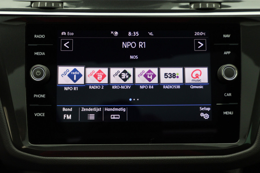 Volkswagen Tiguan 1.5 TSI DSG Highline Business R Panoramadak, Virtual Cockpit, ACC, Apple Carplay, LED, Trekhaak