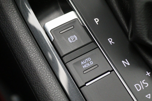 Volkswagen Tiguan 1.5 TSI DSG Highline Business R Panoramadak, Virtual Cockpit, ACC, Apple Carplay, LED, Trekhaak