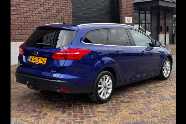 Ford FOCUS Wagon 1.0 Titanium / 125 PK / Trekhaak / Navigatie / Climate Control / Stoel + Stuurverwarming / Park Pilot
