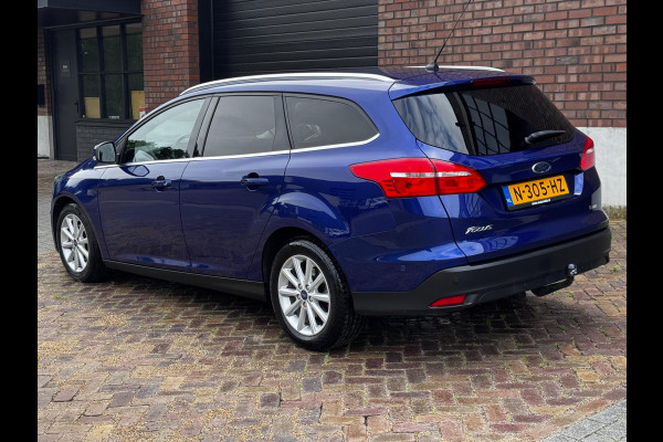 Ford FOCUS Wagon 1.0 Titanium / 125 PK / Trekhaak / Navigatie / Climate Control / Stoel + Stuurverwarming / Park Pilot