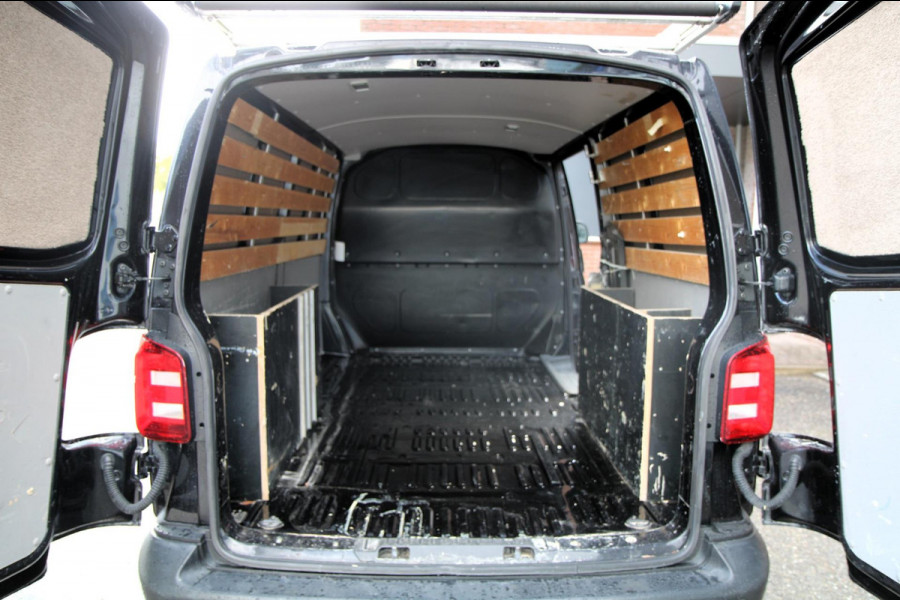Volkswagen Transporter 2.0 TDI L2H1 Trendline / Imperiaal / App connect / Cruise / PDC