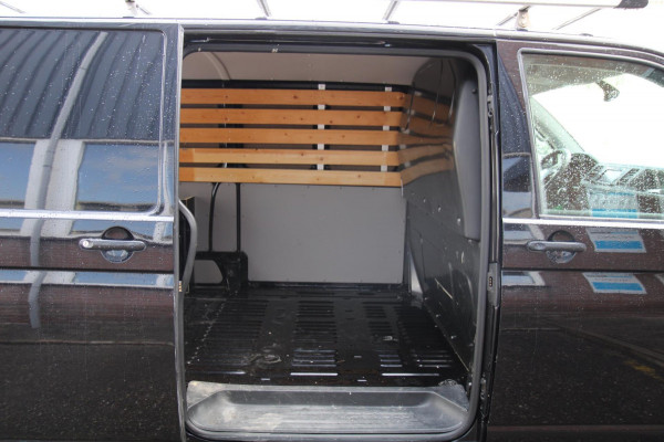 Volkswagen Transporter 2.0 TDI L2H1 Trendline / Imperiaal / App connect / Cruise / PDC