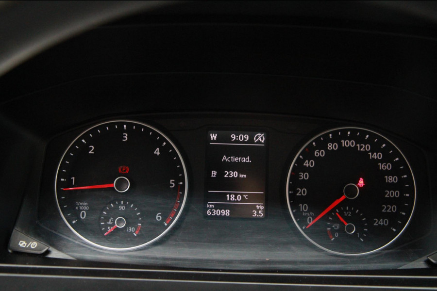 Volkswagen Transporter 2.0 TDI L2H1 Trendline / Imperiaal / App connect / Cruise / PDC