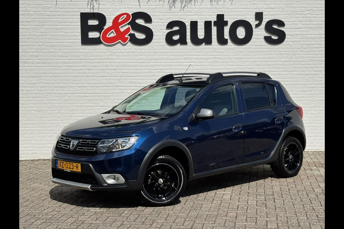 Dacia Sandero 0.9 TCe SL Stepway Dealer onderhouden 1e eigenaar Cruise control Airco DAB Navigatie Dacia Sandero 0.9 TCe SL Stepway Dealer onderhouden 1e eigenaar Cruise control Airco DAB Navigatie