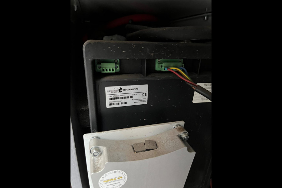 Renault Master Servicewagen T35 2.3 dCi 145pk euro6 L2H2 BOTT Inrichting, Victron omvormer, Standkachel, Trekhaak, RIJKLAARPRIJS!