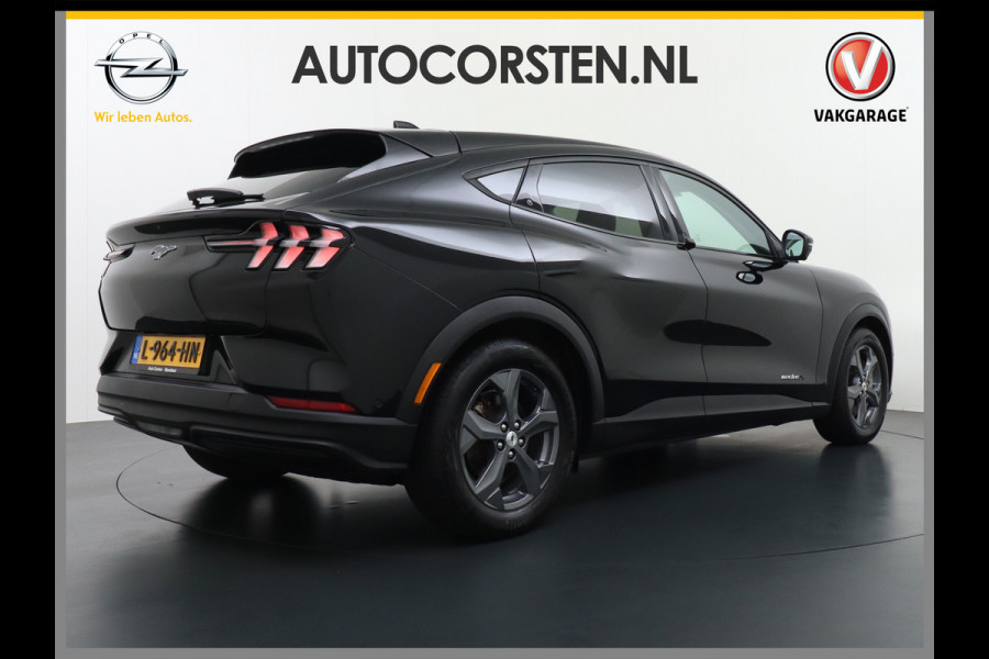 Ford Mustang Mach-E Extended RWD 98kWh Leer Pano-Dak Adaptive Cruise Lane Centring/change Assist Stop&Go Apple Carplay Android Auto 360°Camer Elektr.verst.Stoelen+geheugen+Verwarmd Dual-ECC Fully Active Park Assist Elektr.Achterklep BLISS Driver Alert Warning Keyless Batterijgarantie van maximaal 8 jaar of 160.000 Grootste-Accu en Bereik  €57.000 nieuw