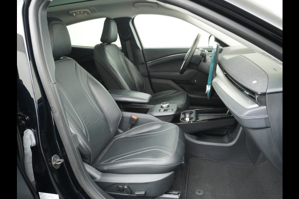 Ford Mustang Mach-E Extended RWD 98kWh Leer Pano-Dak Adaptive Cruise Lane Centring/change Assist Stop&Go Apple Carplay Android Auto 360°Camer Elektr.verst.Stoelen+geheugen+Verwarmd Dual-ECC Fully Active Park Assist Elektr.Achterklep BLISS Driver Alert Warning Keyless Batterijgarantie van maximaal 8 jaar of 160.000 Grootste-Accu en Bereik  €57.000 nieuw